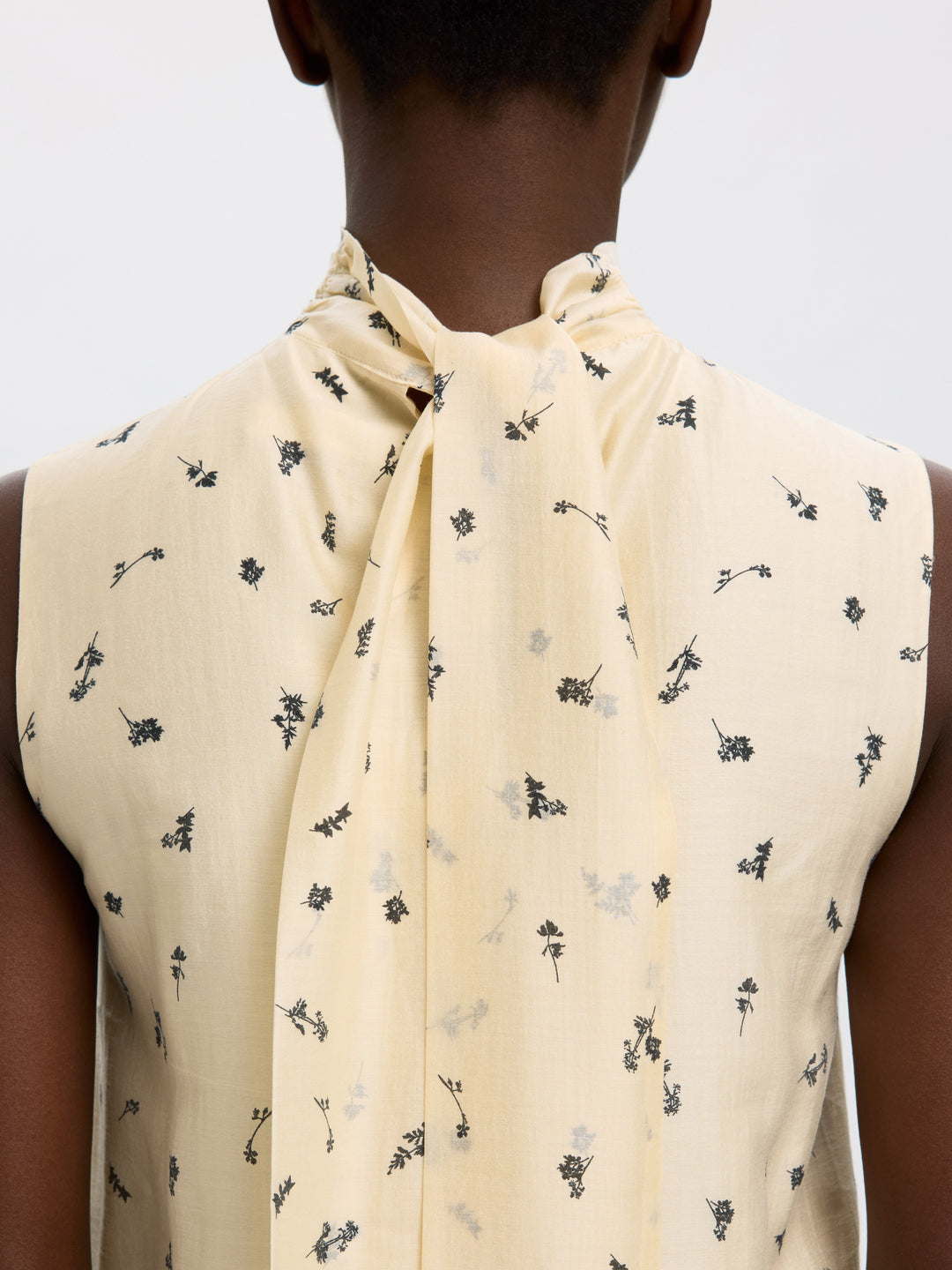 Selected SLFIRIS SL TIE TOP B
