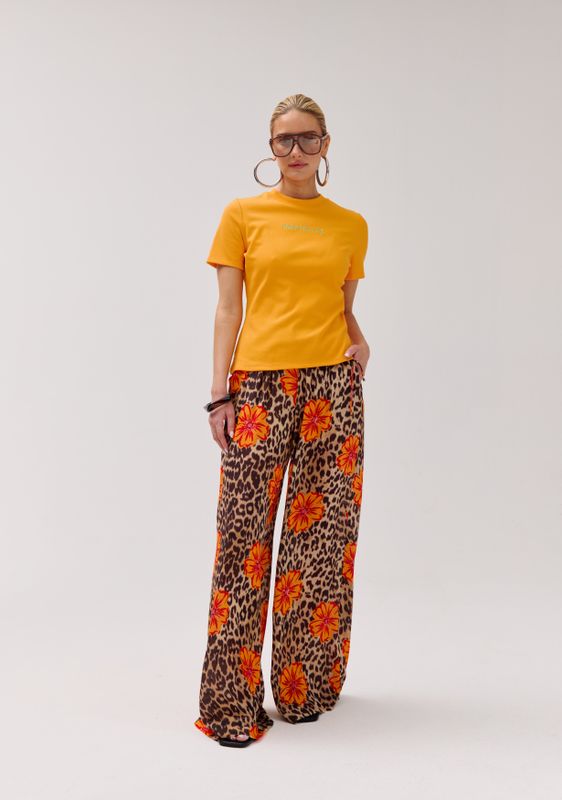Harper and Yve Meike broek