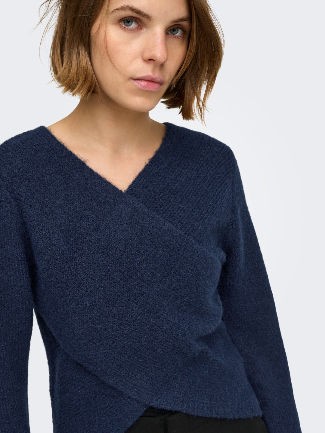 Only ONLMAGGIE LS CROSS V-NECK CC KNT
