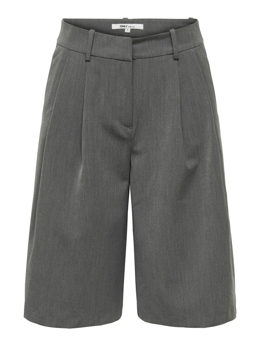 Only ONLNALINA MW BERMUDA SHORTS TLR