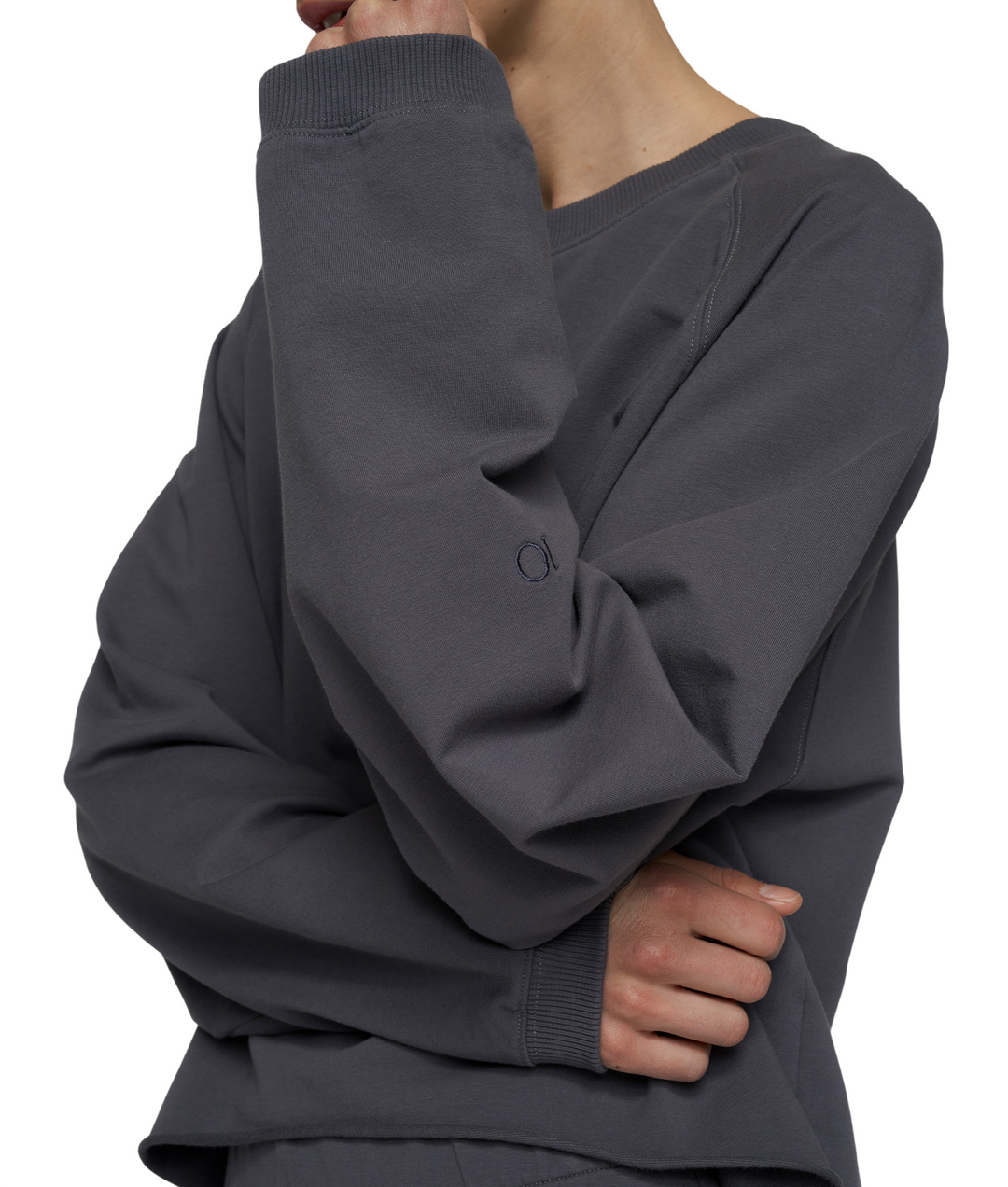 10DAYS Silent Chique Raglan Sweater10DAYS Silent Chique Raglan Sweater