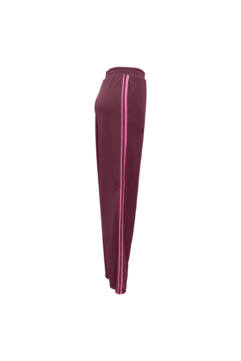 Only ONLCAYLA PANT BOX CC SWT
