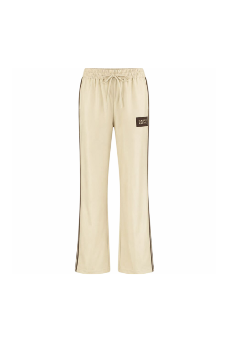 Harper and Yve Broek Hana