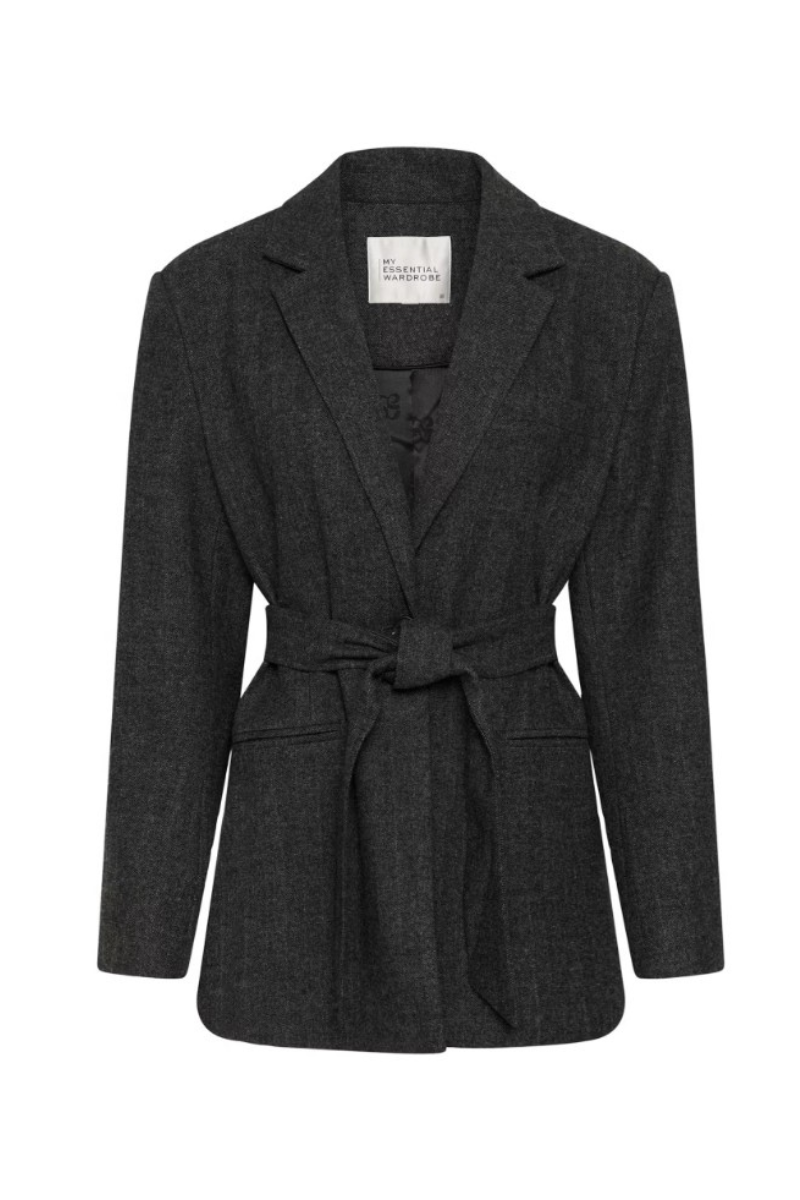 My Essential Wardrobe Layla blazer